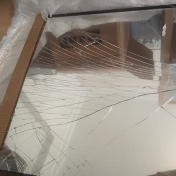 IKEA Hasarlı Ürün Gönderimi