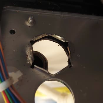 DemirDöküm Yeni Alınan Kombide Servis Müdahalesiyle Oluşan Hasar