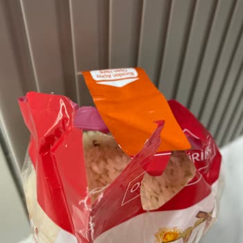 Migros Marka Pirinç Paketinden Kurtçuk Çıktı