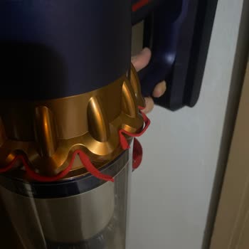 Dyson Gen 5 Kablosuz Süpürge Parçası Çıktı!