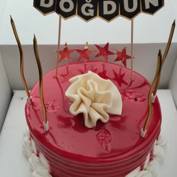 Hacı Baki'nin 1 Kilo İstediğim Pastayı 2 kilo Yapma çabası