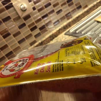 Beşler Sucuk Taze Alınan Sucukta Küflenme Hayal Kırıklığı Yarattı