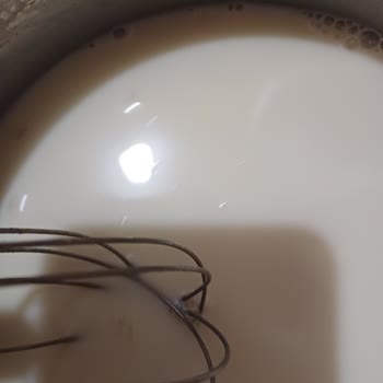 Happy Center Unda Böcek Çıktı