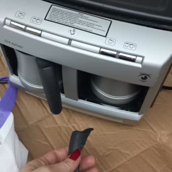 Sürat Kargo Kahve Makinesi Kargo Ve Gardrops Mağduru