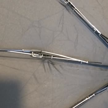 Teksinn Alışveriş Ve Mağazacılık Şemsiyenin 5dk Da Kırık Olması