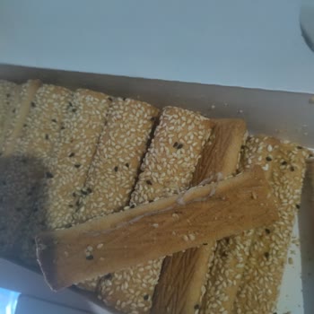 BİM'den Aldığım Lezzethane Yağlı Gevreğin İçinden Çıkan Kıllı Cisim