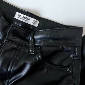 Pull And Bear Aralık Ayında Aldığım Deri Pantolon 2. Giyimimde Yırtıldı