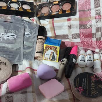 İkon Kozmetik İkin Kozmetik Paramparça Ürün Gönderdi