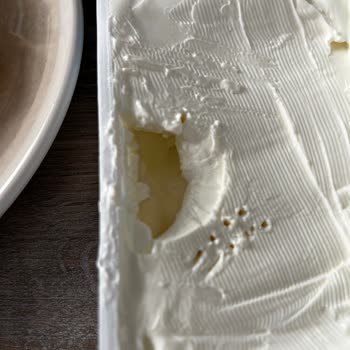 Pınar Et ve Süt Marketten Alınan Beyaz Peynirin Altı Boş Çıktı