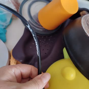 Trendyol Karaca Ürün Her Şeyiyle Yanlış Teslim Edildi. Hem Eksik Hem Kusurlu