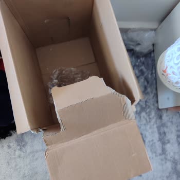 Trendyol Karaca Ürün Her Şeyiyle Yanlış Teslim Edildi. Hem Eksik Hem Kusurlu