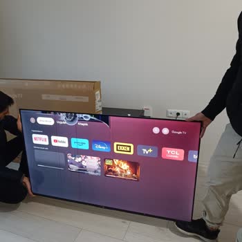 TCL TV Ekran Kırılması