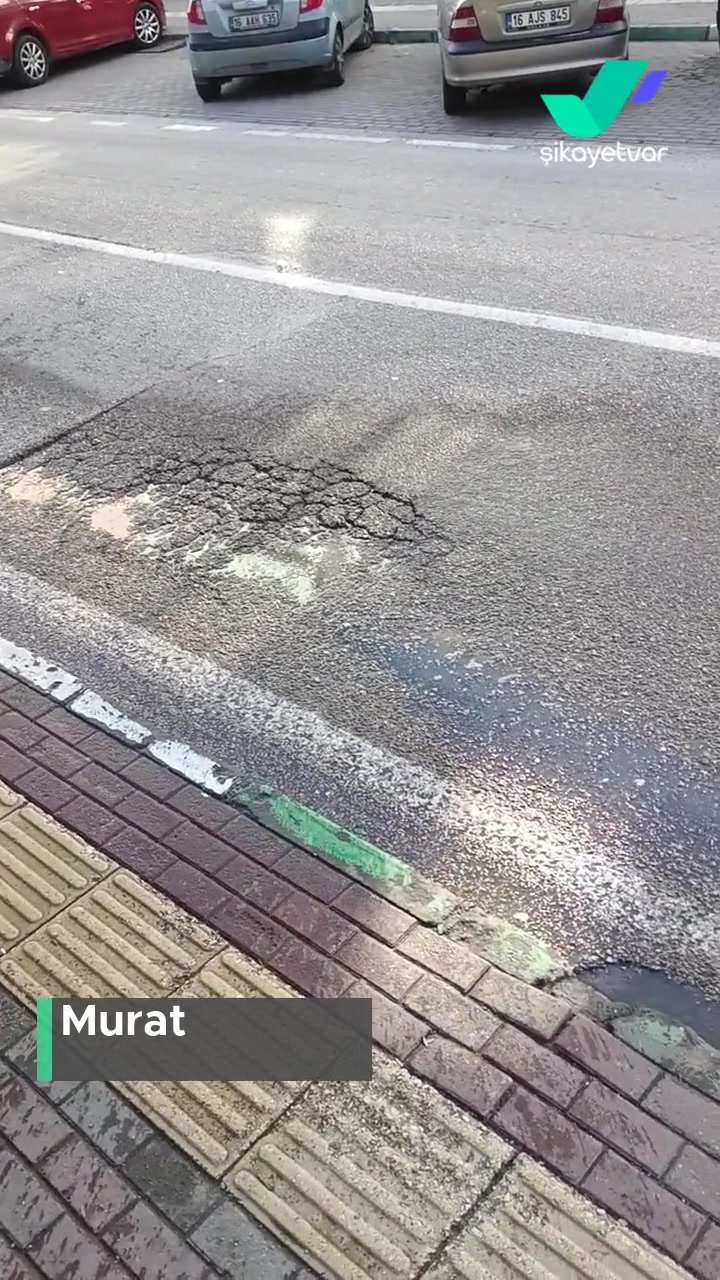 Bursa Büyükşehir Belediyesi Asfalt Araçlara Yayalara Zarar Veriyor! videonun kapak resmi