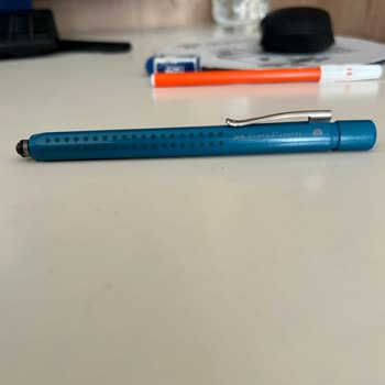 Faber Castell Grip 2011