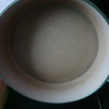 Aksu Tencere Defolu Tencere Ürünü