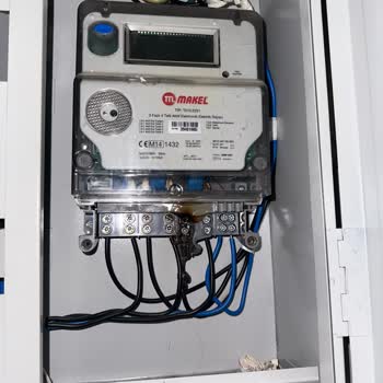 GDZ Elektrik Dağıtım Elektrik Arızası Mağduriyeti: 5 Saat Bekleyiş!
