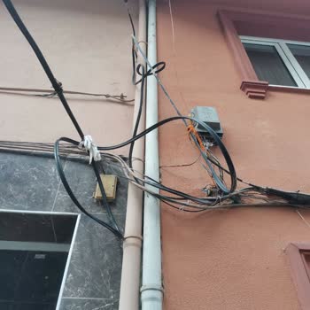 Türk Telekom Sorunu Çözmüyor, Şikayete Cevap Vermiyor