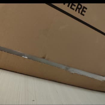 LG Marka Hasarlı Buzdolabı