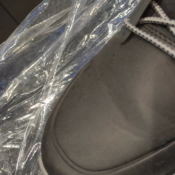 Skechers Ayakkabıda Sorun Olabilir Ancak Kalpler Kırılmasın