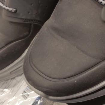 Skechers Ayakkabıda Sorun Olabilir Ancak Kalpler Kırılmasın