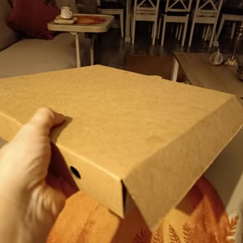 Pizza Hut Lens İstanbul Pişmanlığı Muhatap Kim