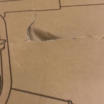 Horoz Lojistik Ürünü Kırık Teslim Etti