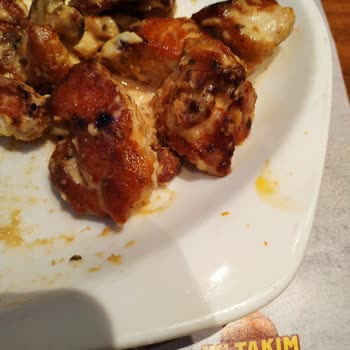 Tavuk Dünyası Restoran Deneyiminde Beklenen Kaliteyi Bulamamak