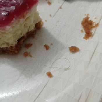 BİM Cheesecake'ten Kıl Çıktı