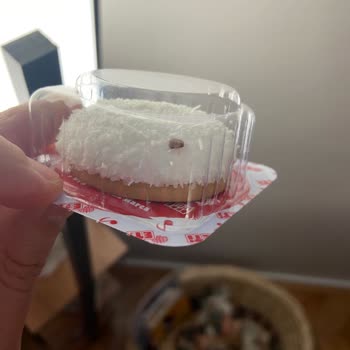Eti Puf İçinden Taş Çıktı