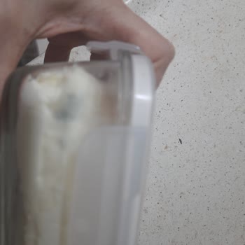 BİM İtimat Küflü Peynir İade İstiyorum.