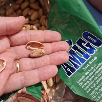 Amigo Şok Markette Satılan Siirt Fıstığı