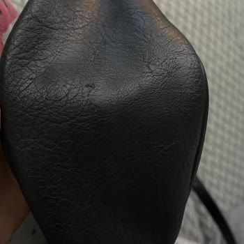 Forum İstanbul AVM Bambi Mağazası Değişim Veya İade Sorunu