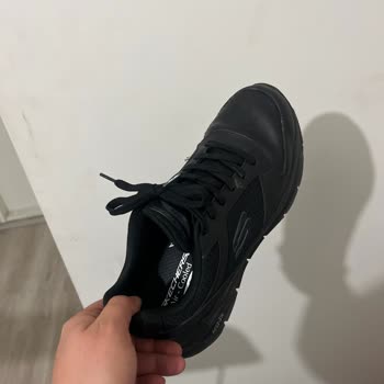 2 Günde Koku Yapmaya Başladı Skechers