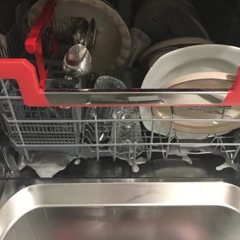 Hover Marka Bulaşık Makinesinin Çözülmeyen Problemi