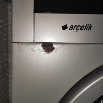 Arçelik Pişmanlıktır. Daha 5 Yıllık Makinenin Halı.