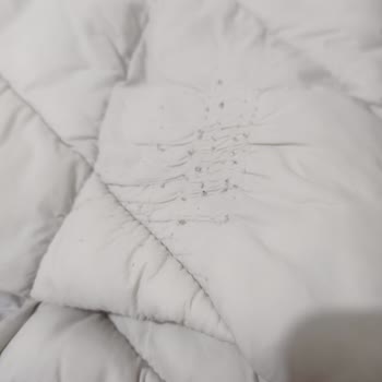 Mavi Jeans'den Tüy Çıkaran Mont Pişmanlığı