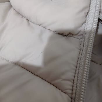 Mavi Jeans'den Tüy Çıkaran Mont Pişmanlığı