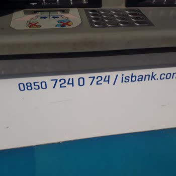 Is Bankası ATM Sinde Param Sıkıştı