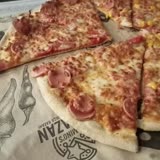 Domino's Pizza Kağıt İnceliğinde Pizzası
