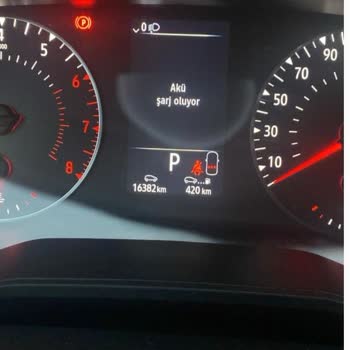 Renault Akü Şarj Oluyor Uyarısı