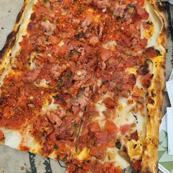 Pidem Restaurant Pişmeyen Pide Sulu Sulu Geldi