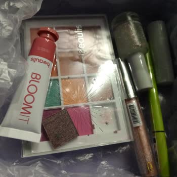 Gratis Sürpriz Kutu Eksik Çıktı