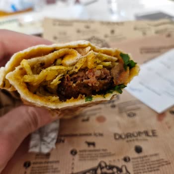 Dürümle Kokmuş Urfa Dürüm