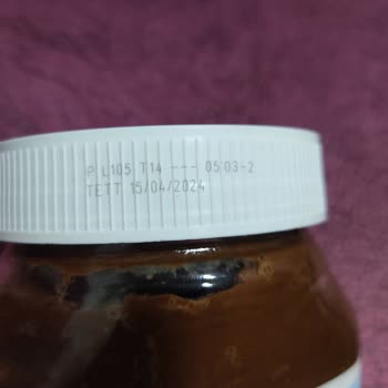 Nutella Bozuk Ve Küflenme.