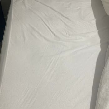 Yatsan Yatak 2 Gece Yatıştan Sonra Çöktü!