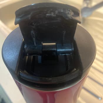 Starbucks Termos Kapağı Kırık