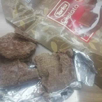 Torku Çikolata Bozuk Delik Deşik