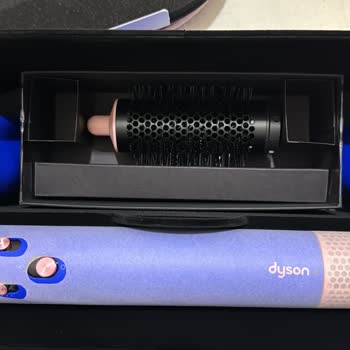 Dyson Seyahat Çantası Hediyesi