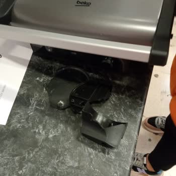 Koçtaş İnternet Üzerinden Satışa Sunulan Beko Tost Makinesi TM5006