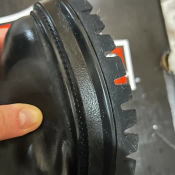 Yeşil Kundura 1 Yılda Harley Davidson Bot'ta Açılma Oluştu